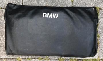 Housse de compartiment à bagages BMW, Enlèvement