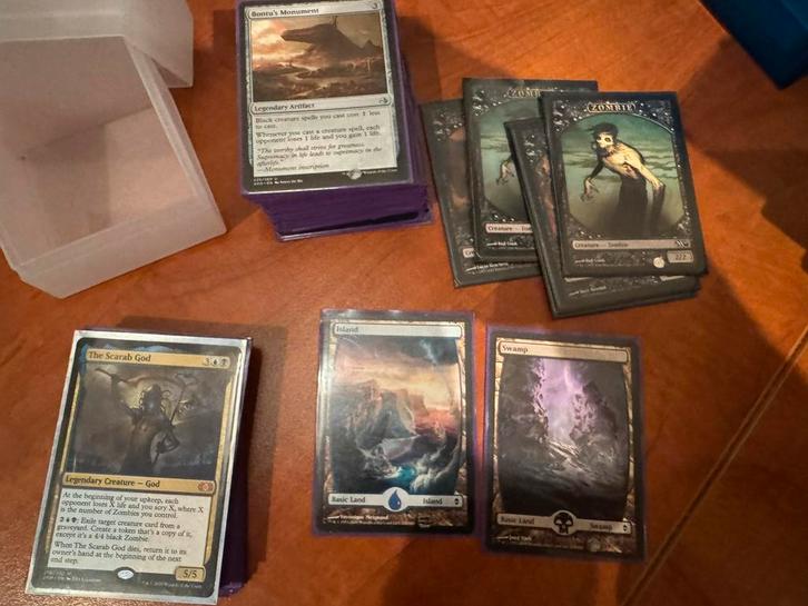 Magic commander deck : The Scarab God, Hobby en Vrije tijd, Verzamelkaartspellen | Magic the Gathering, Zo goed als nieuw, Ophalen of Verzenden