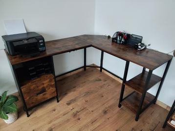 Industriële hoekbureau – hout & metaal – 150137 cm beschikbaar voor biedingen