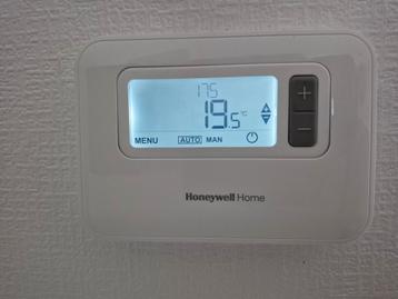 Thermostat programmable Honeywell  beschikbaar voor biedingen