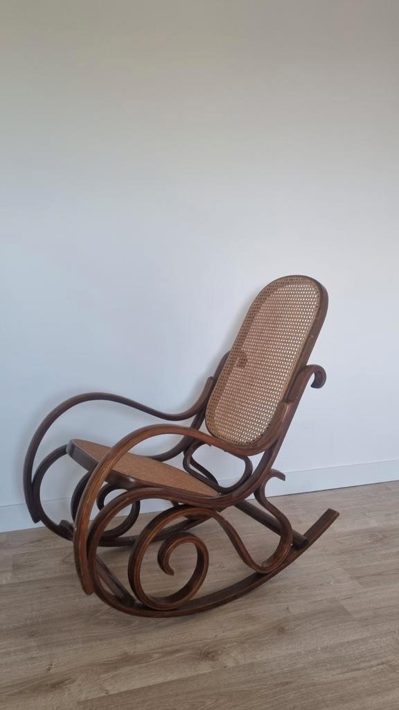 schommel stoel Thonet, Antiek en Kunst, Antiek | Overige Antiek, Ophalen of Verzenden