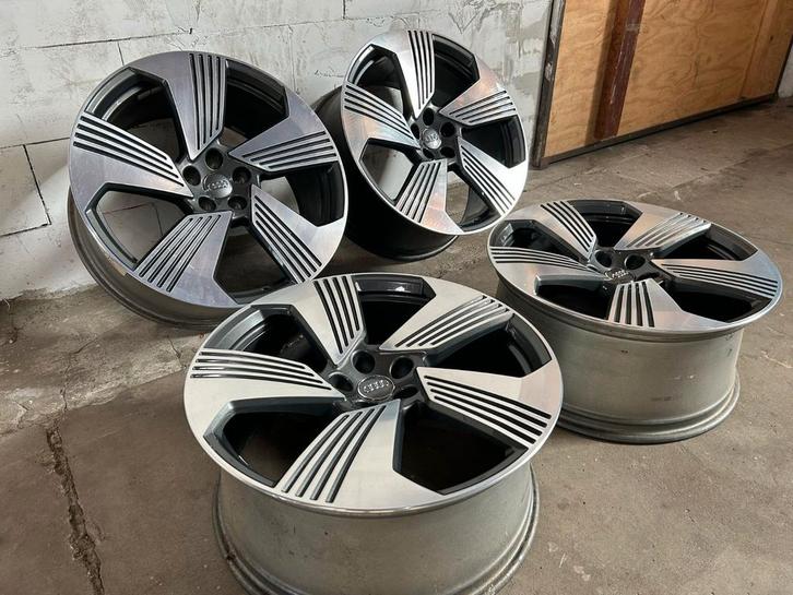 21" Originele Audi velgen 5x112. AUDI a4 A6 Etron VW Tiguan, Auto-onderdelen, Banden en Velgen, Velg(en), 21 inch, Personenwagen