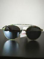 Lunettes de soleil, Handtassen en Accessoires, Zonnebrillen en Brillen | Dames, Overige merken, Nieuw, Ophalen of Verzenden, Groen