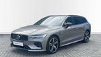 Volvo V60 Recharge R-Design, T6 AWD plug-in hybrid, Auto's, Volvo, Automaat, Parkeersensor, 1969 cc, 336 pk