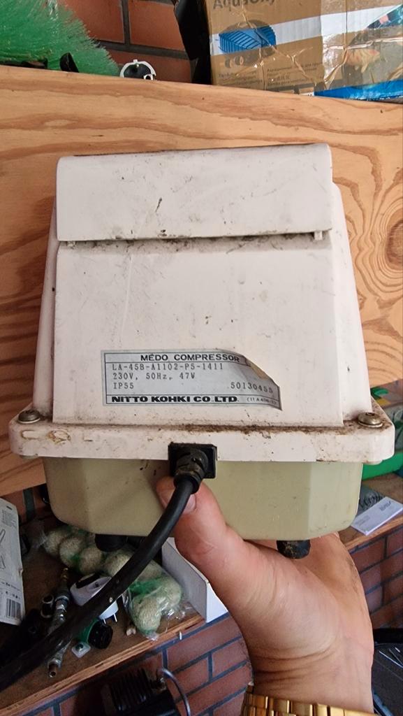 Nitto LA-45B luchtpomp vijver, Tuin en Terras, Vijver-toebehoren, Gebruikt, Ophalen of Verzenden