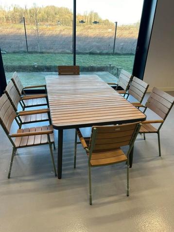 Table de jardin extensible 190-240cm en bois et aluminium 8 