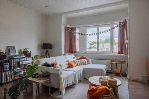 DEURNE: gerenoveerd appartement in populaire buurt, Immo, Appartementen en Studio's te huur