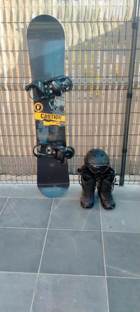 Volledige snowboard uitrusting in perfecte staat, Sport en Fitness, Snowboarden, Zo goed als nieuw, Bindingen, Ophalen