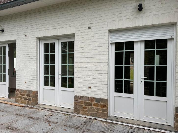 CHASSIS PVC KÖMMERLING, Bricolage & Construction, Châssis & Portes coulissantes, Comme neuf, Châssis de fenêtre, Synthétique, Enlèvement