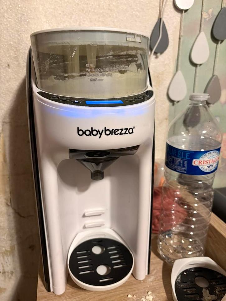 Machine biberon Baby brezza formula pro advanced, Enfants & Bébés, Aliments pour bébé & Accessoires, Comme neuf, Chauffe-biberons et petits pots