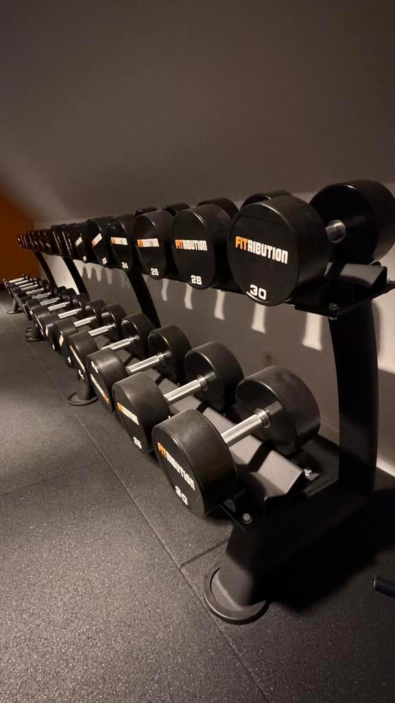 Ensemble complet de matériel, poids de musculation et cardio, Sports & Fitness, Équipement de fitness, Comme neuf, Abdominaux