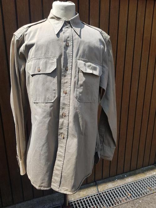 WWII chemise U.S. tan kaki pour officier sans insigne, Collections, Objets militaires | Seconde Guerre mondiale, Autres, Enlèvement ou Envoi