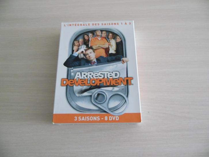 ARRESTEERDE ONTWIKKELING SEIZOEN 1 TOT SEIZOEN 3, Cd's en Dvd's, Dvd's | Tv en Series, Zo goed als nieuw, Komedie, Alle leeftijden