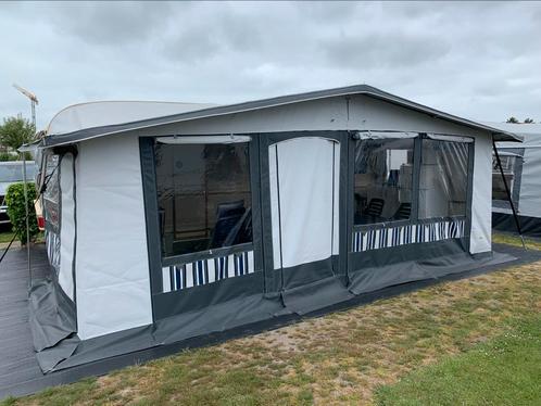 Caravan te huur Belgische kust, Vakantie, Campings, Aan zee, Huisdier toegestaan, Speeltuin