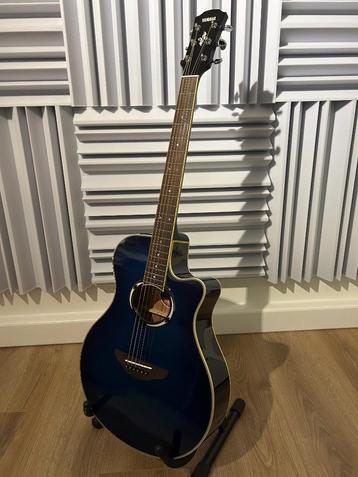 Yamaha APX Semi-Akoestische Gitaar – Nieuwstaat beschikbaar voor biedingen