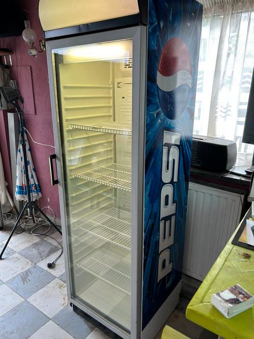 Pepsi horeca ijskast.  Werkt perfect en proper, Articles professionnels, Horeca | Équipement de cuisine, Enlèvement