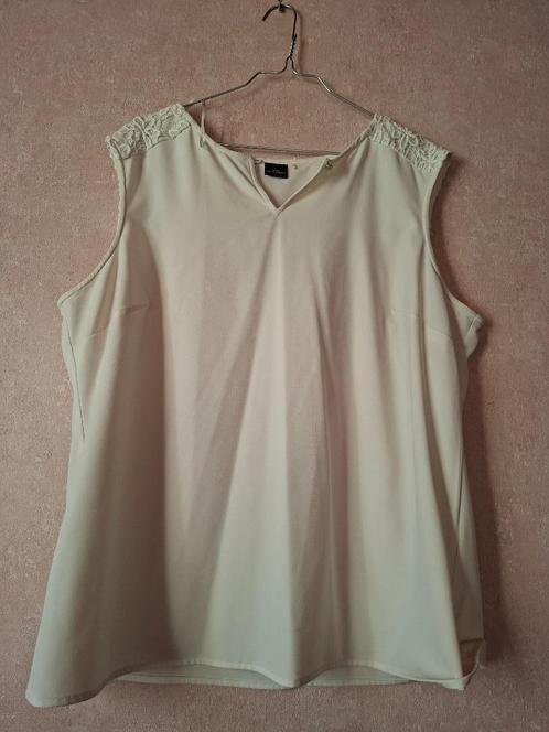 Your Sixth Sense Crèmekleurige Top met Kant - Maat 48 (BE/LU, Kleding | Dames, Grote Maten, Zo goed als nieuw, Shirt of Top, Wit