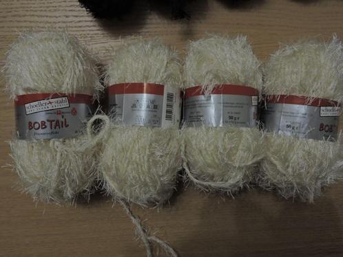 Fluffy Schoeller stahl Bobtail beige 4x50gr dikkere draad, Hobby en Vrije tijd, Breien en Haken, Zo goed als nieuw, Breien of Haken