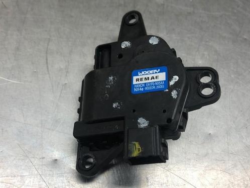 KACHELSTELMOTOR Hyundai Tucson (NX) (01-2020/-) (EA1F0NX5AA), Auto-onderdelen, Airco en Verwarming, Hyundai, Gebruikt