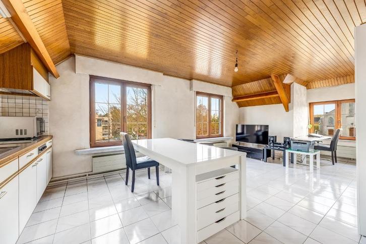 Charmant appartement in het hart van Ranst op toplocatie, Immo, Appartementen en Studio's te huur, Provincie Antwerpen, 50 m² of meer