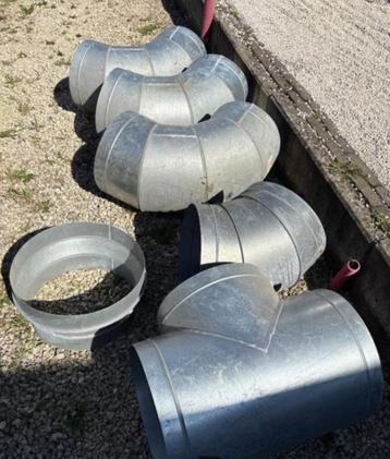 ventilatie buizen beschikbaar voor biedingen