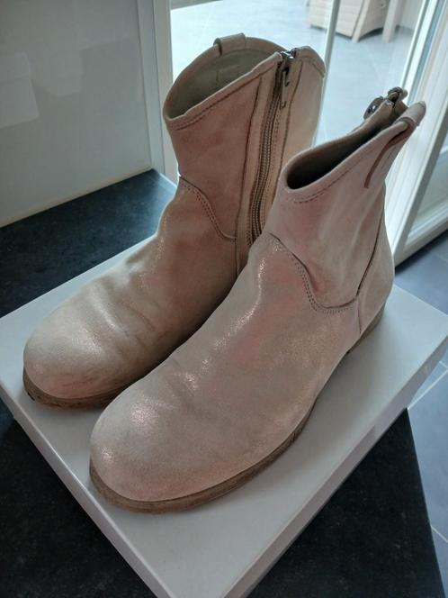 Gouden communielaarzen maat 36 Linea Raffaelli, Kinderen en Baby's, Kinderkleding | Schoenen en Sokken, Zo goed als nieuw, Ophalen