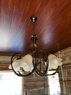 Lustre en fer forgé avec fleur en verre, Huis en Inrichting, Lampen | Kroonluchters, Ophalen, Gebruikt, Glas