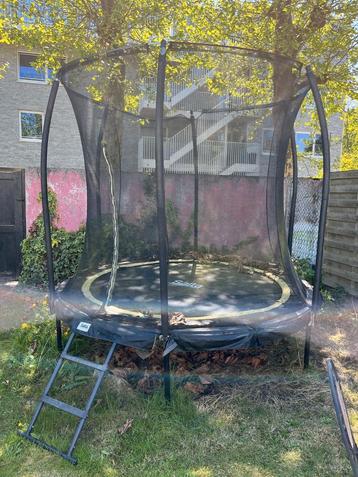 Trampoline, Enlèvement, Comme neuf