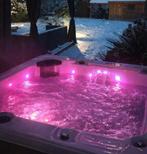 Jacuzzi 5 personen, 2x2m, verlichting, muziek en accessoires, Ophalen, Zo goed als nieuw, Trap, Vast