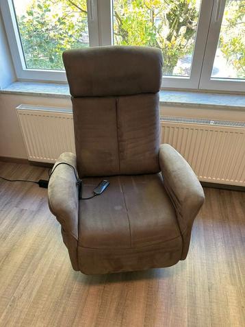 Relax zetel elektrisch.  beschikbaar voor biedingen