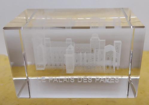Pres papier Le Palais des Papes, Avignon, Verzamelen, Religie, Nieuw, Christendom | Katholiek, Overige typen, Ophalen of Verzenden
