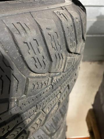 winterbanden op velg beschikbaar voor biedingen