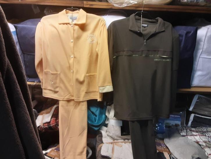 Lot van een 70stuks fleece pyjama heren en dames., Kleding | Dames, Pyjama's, Nieuw, Ophalen of Verzenden