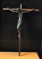 crucifix mural laiton et bronze (n2), Antiquités & Art, Antiquités | Objets religieux, Enlèvement ou Envoi