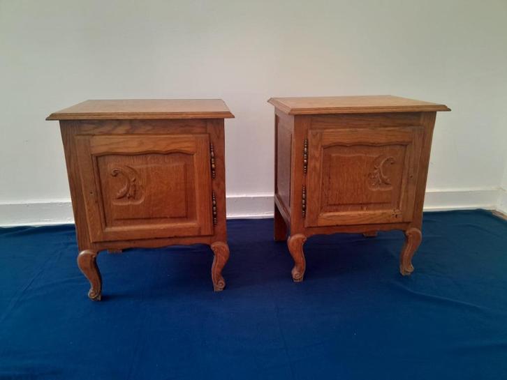 2 antieke nachtkastjes, Huis en Inrichting, Tafels | Bijzettafels, Gebruikt, Rechthoekig, 45 tot 60 cm, Minder dan 55 cm, Hout