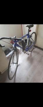 Tekoop koersfiets, Ophalen, Zo goed als nieuw