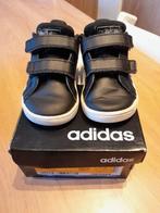 2 paar Adidas schoentjes maat 21, Enfants & Bébés, Vêtements de bébé | Chaussures & Chaussettes, Bottines, Garçon ou Fille, Utilisé