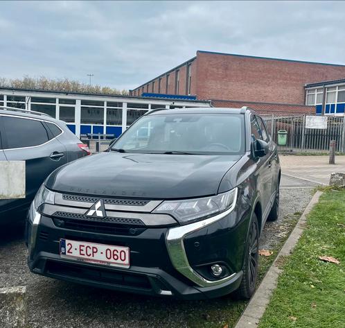 Mitsubishi Outlander, Auto's, Mitsubishi, Particulier, Outlander, USB, Benzine, 5 deurs, Automaat, Zwart, Zwart, Leder, Achterwielaandrijving