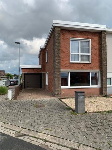 Hoekwoning te koop , prijs bespreekbaar!!!, Province de Flandre-Occidentale, 200 à 500 m², Ventes sans courtier, Oostrozebeke