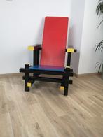prachtige red and blue stoel naar Gerrit Rietveld, Ophalen