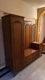 Antieken kast, Enlèvement