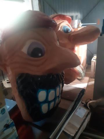 Hoofden, Hobby en Vrije tijd, Ophalen, Zo goed als nieuw