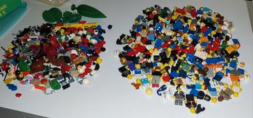 Ca 150 minifiguren + Accessoires. beschikbaar voor biedingen