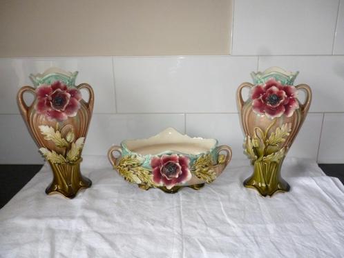 2 vases et jardinière en Barbotine Art Nouveau 1910 H, Antiquités & Art, Art | Objets design, Enlèvement