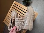 Nieuwe mooie beige boots, met veter en rits maat 41, Kleding | Dames, Beige, Lage of Enkellaarzen, Nieuw, Ophalen of Verzenden