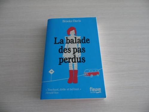 LA BALADE DES PAS PERDUS       BROOKE DAVIS, Livres, Romans, Comme neuf, Reste du monde, Enlèvement ou Envoi