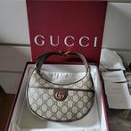 Hand of Schoudertas GUCCI Dames, Ophalen of Verzenden, Zo goed als nieuw, Beige, Handtas