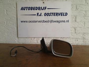 Buitenspiegel rechts van een Volkswagen Passat beschikbaar voor biedingen