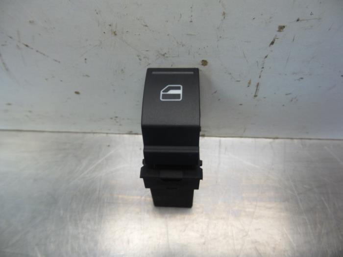 Commutateur vitre électrique d'un Volkswagen Golf (Golf 09-, Autos : Pièces & Accessoires, Tableau de bord & Interrupteurs, Utilisé
