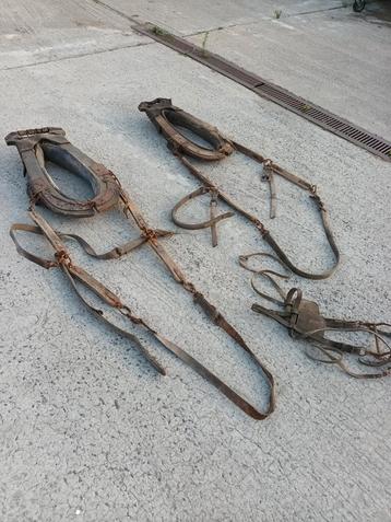 Koppel paarden garelen + 1 hoofdsel ( decoratief), Enlèvement, Utilisé